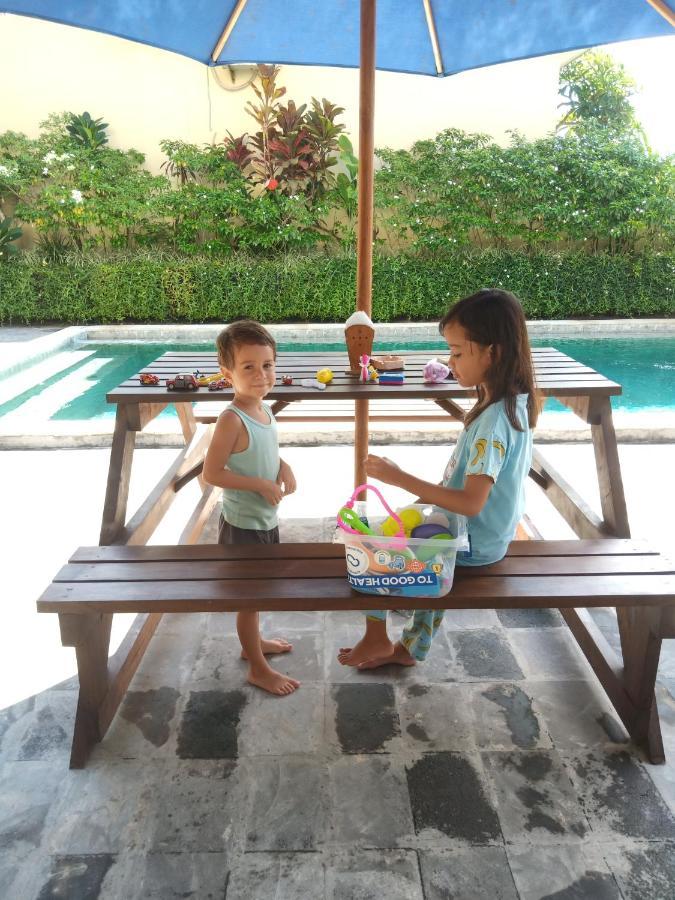 Kubu Jasmine Bali Hotel Canggu  Exterior photo